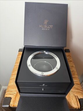 Hublot watch box - almost new